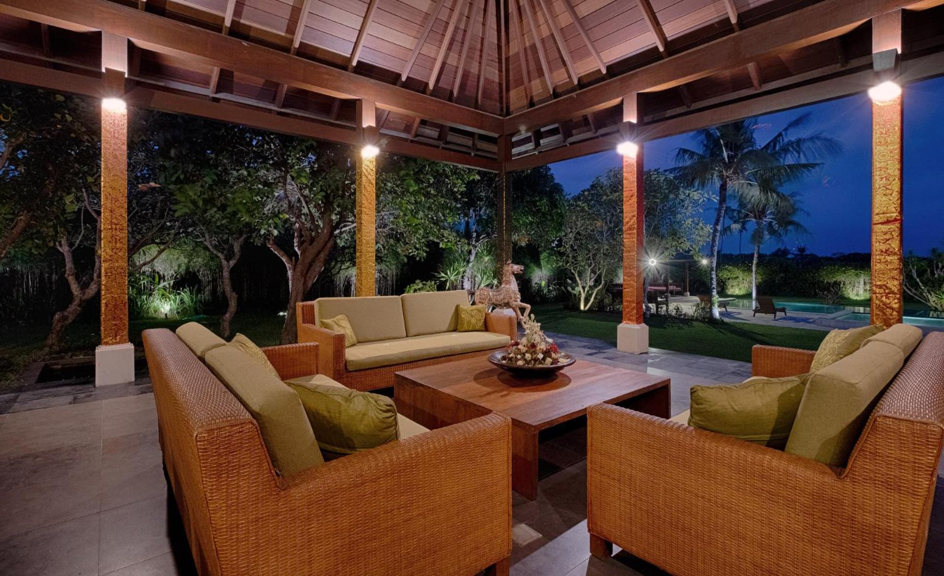 Ketewel Villa By Sanga Sanga Hospitality กีอันยาร์ ภายนอก รูปภาพ