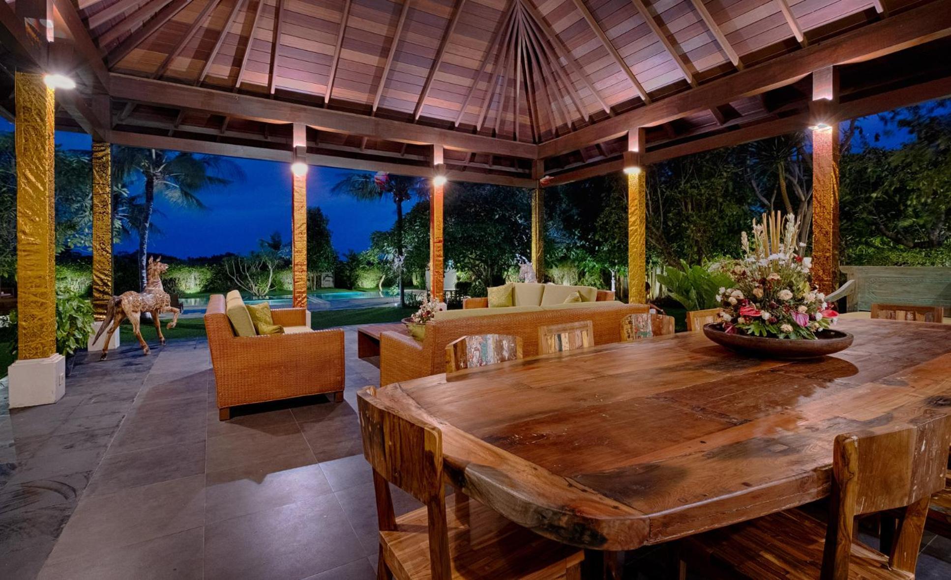 Ketewel Villa By Sanga Sanga Hospitality กีอันยาร์ ภายนอก รูปภาพ