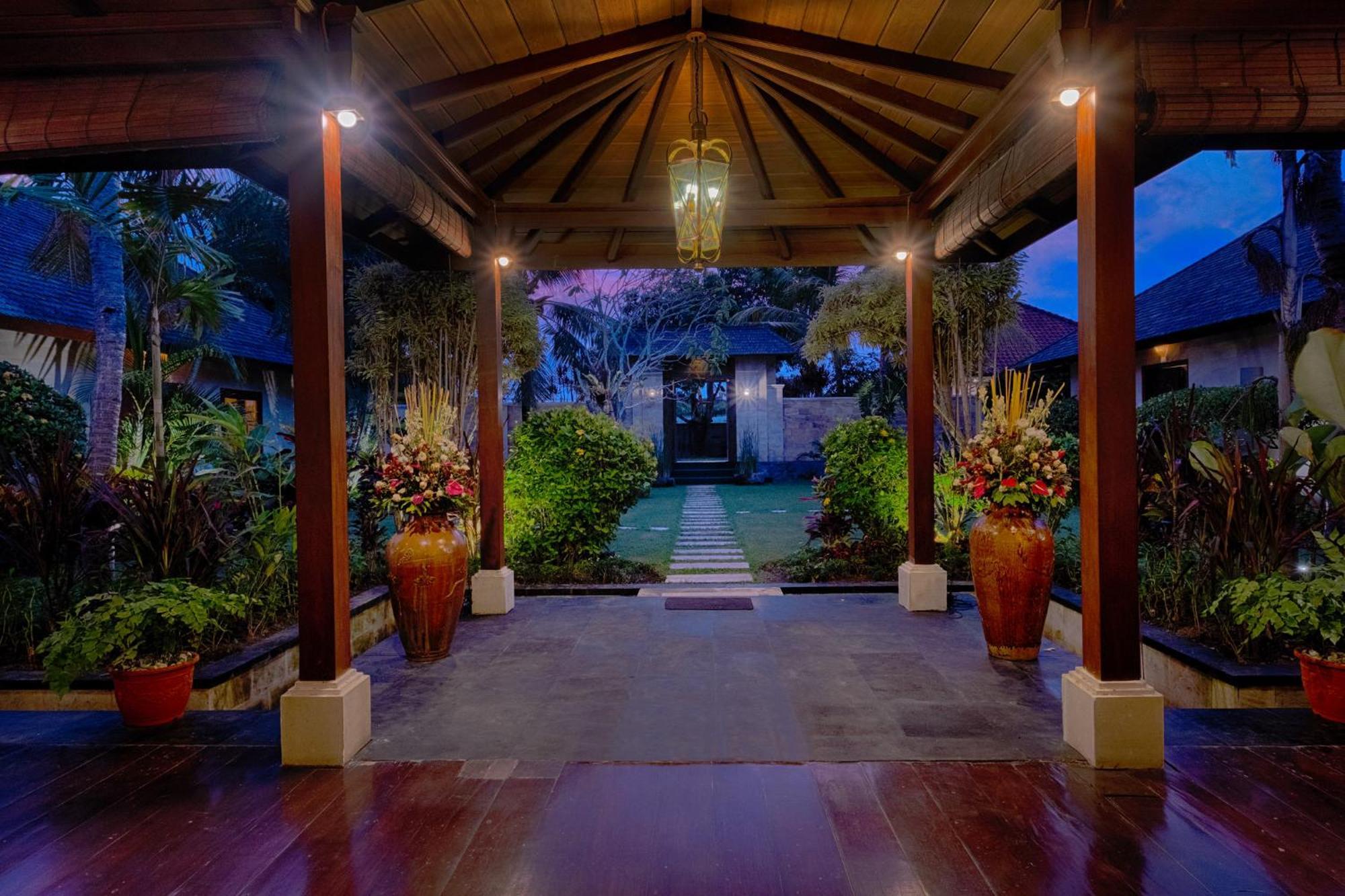 Ketewel Villa By Sanga Sanga Hospitality กีอันยาร์ ภายนอก รูปภาพ