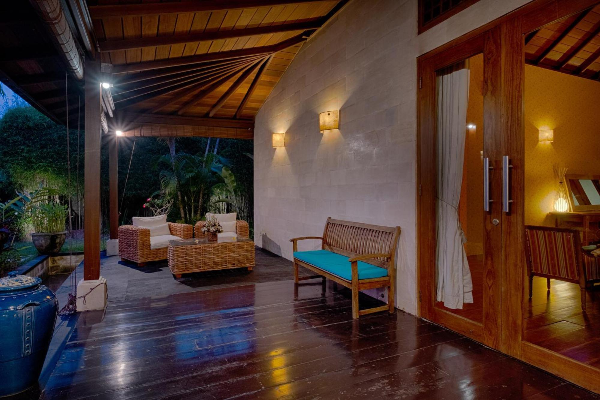Ketewel Villa By Sanga Sanga Hospitality กีอันยาร์ ภายนอก รูปภาพ