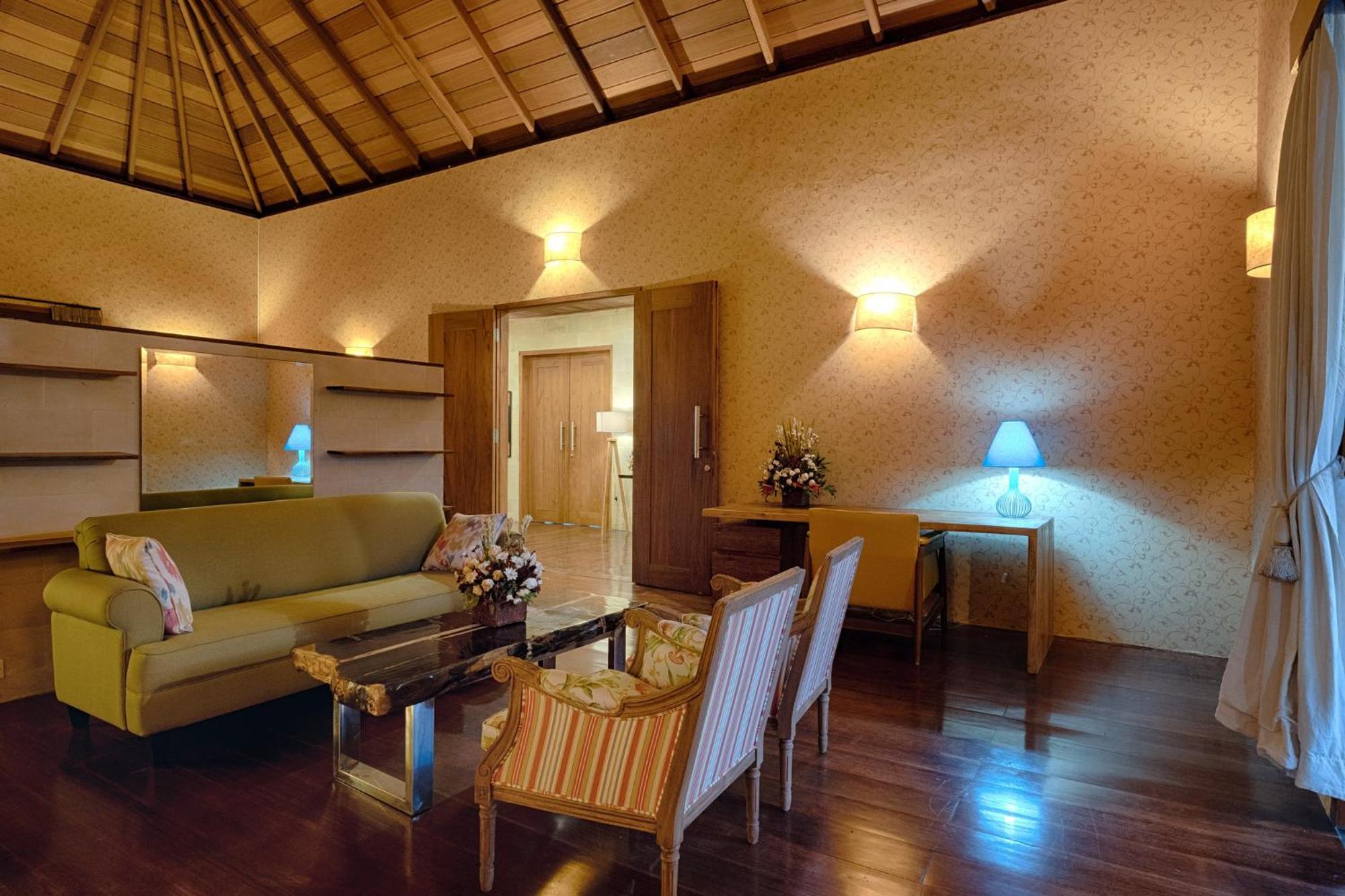 Ketewel Villa By Sanga Sanga Hospitality กีอันยาร์ ภายนอก รูปภาพ