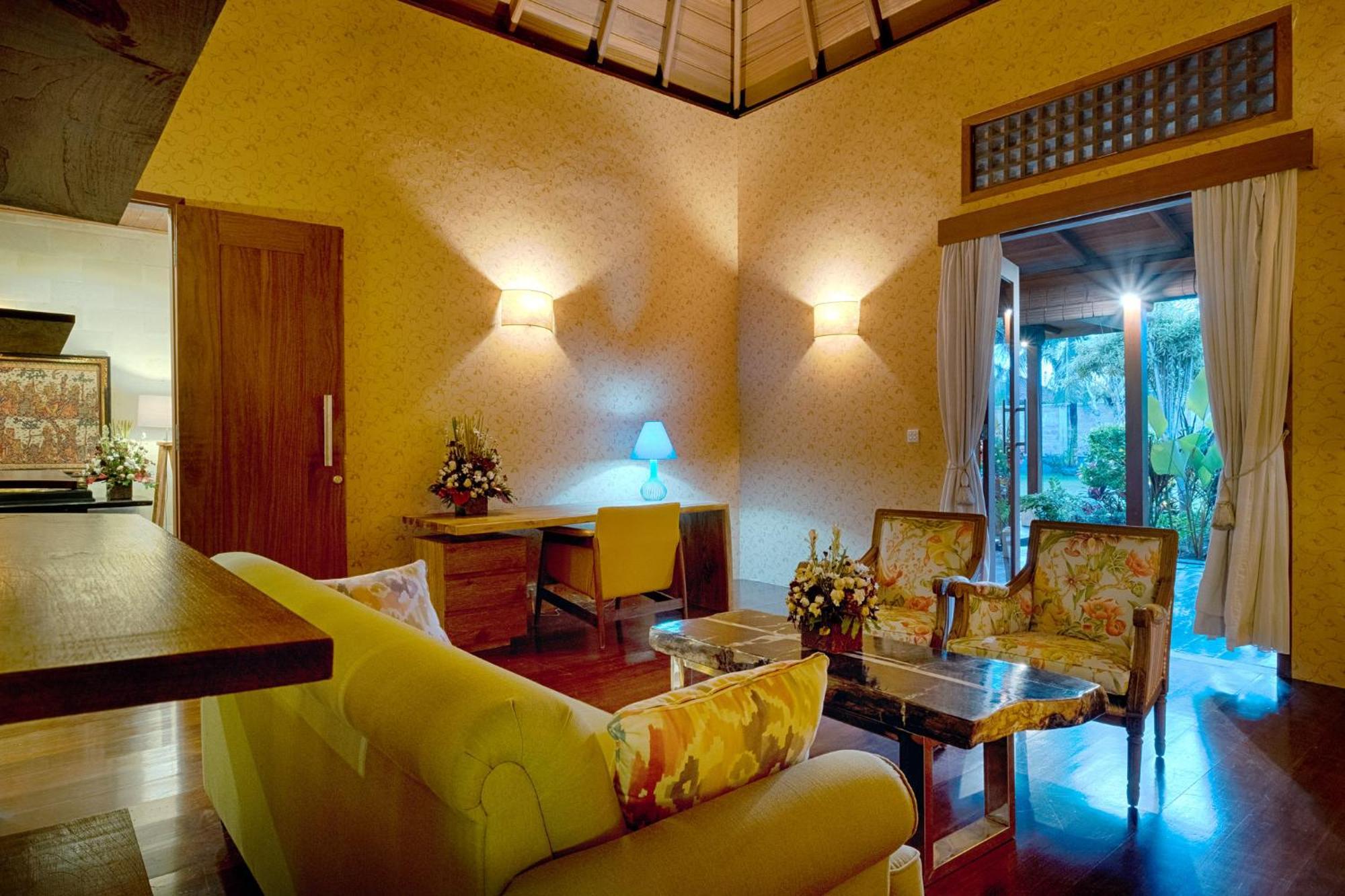 Ketewel Villa By Sanga Sanga Hospitality กีอันยาร์ ภายนอก รูปภาพ