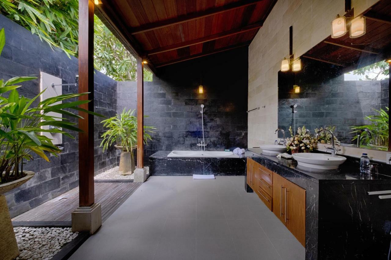 Ketewel Villa By Sanga Sanga Hospitality กีอันยาร์ ภายนอก รูปภาพ