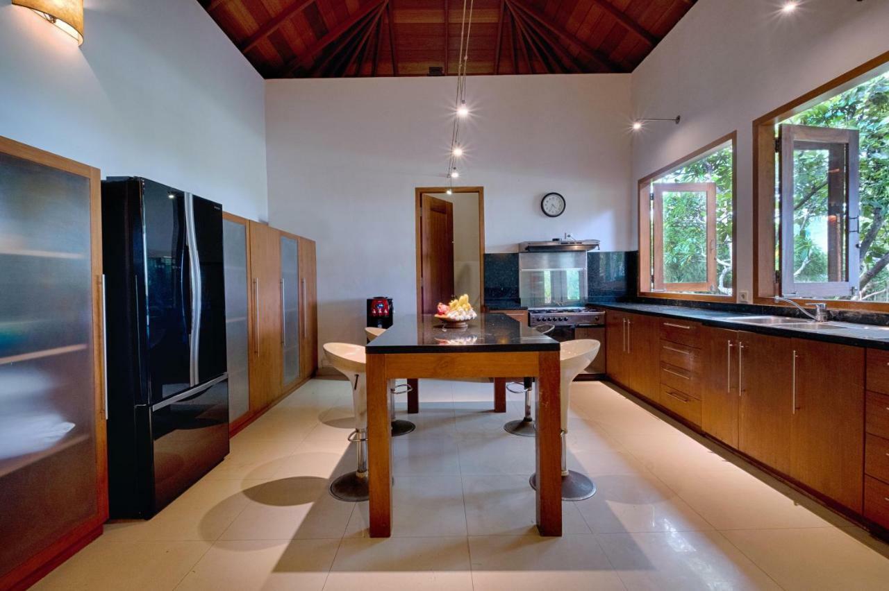 Ketewel Villa By Sanga Sanga Hospitality กีอันยาร์ ภายนอก รูปภาพ