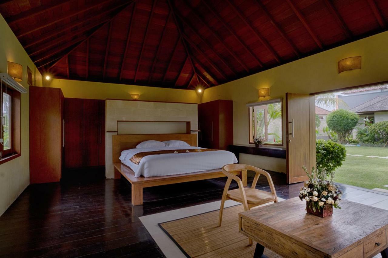 Ketewel Villa By Sanga Sanga Hospitality กีอันยาร์ ภายนอก รูปภาพ