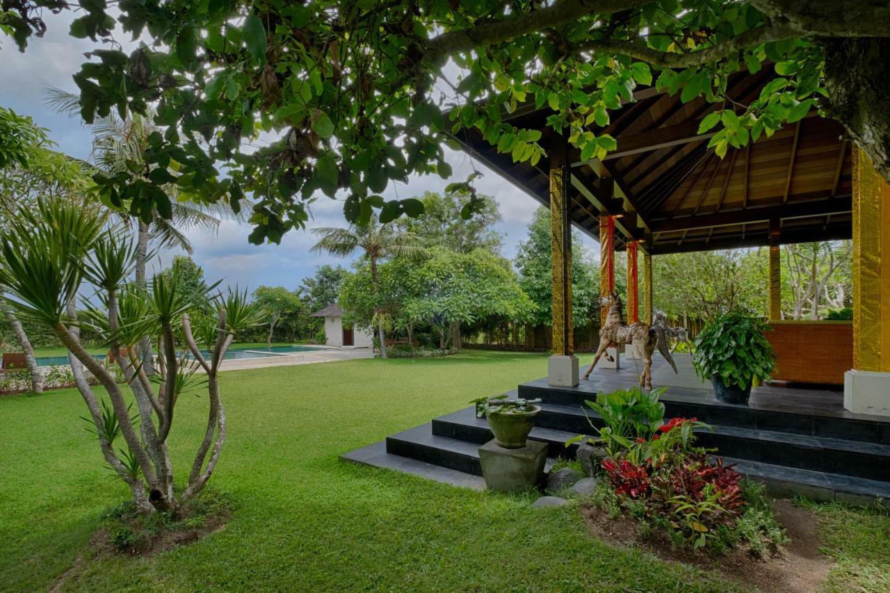 Ketewel Villa By Sanga Sanga Hospitality กีอันยาร์ ภายนอก รูปภาพ