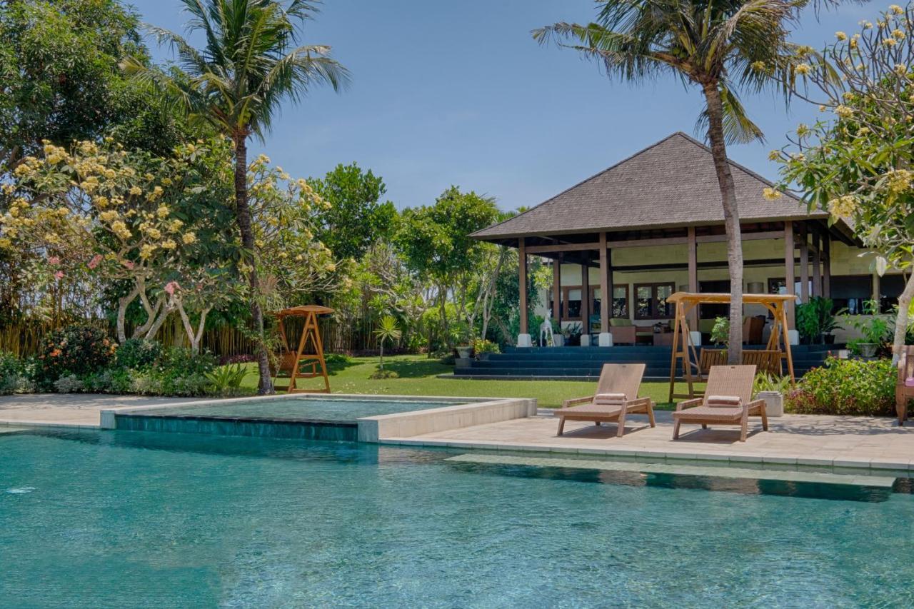 Ketewel Villa By Sanga Sanga Hospitality กีอันยาร์ ภายนอก รูปภาพ