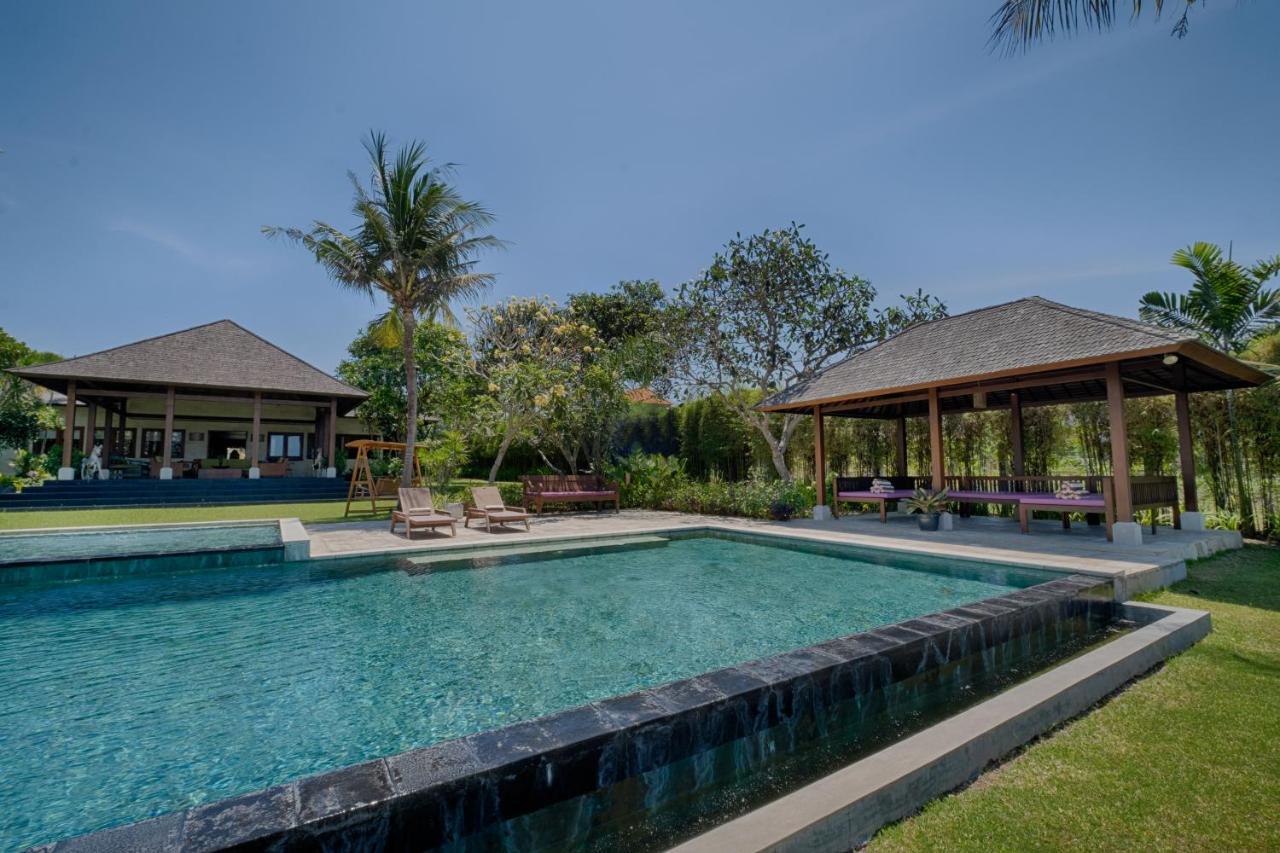 Ketewel Villa By Sanga Sanga Hospitality กีอันยาร์ ภายนอก รูปภาพ